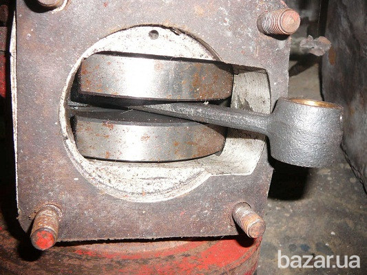 Вал коленчатый в корпусе мотопомпы МП600 Полтава - зображення 1