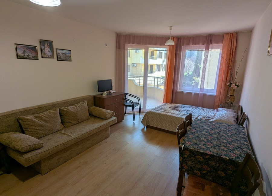 Однокомнатная квартира в комфортабельном комплексе в 200 м от моря в г.Бяла (Варненская обл.) ( Одеса - зображення 3