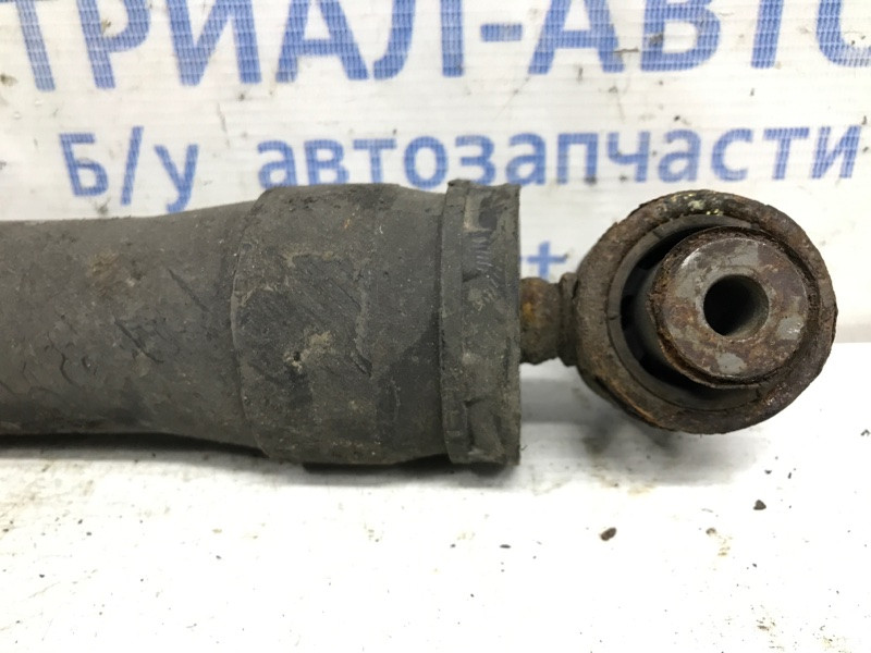 Амортизатор задний Renault Megane 3 1.5 DIESEL K9K 2008 (б/у) Киев - изображение 3