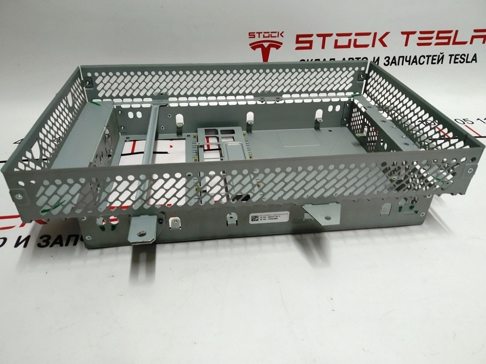 Корпус металлический MCU (основного монитора) Tesla model S 1010367-11-C Киев - изображение 3