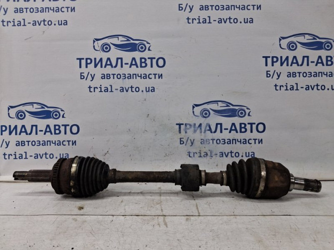 Привод передний левый МКПП Kia Ceed JD 1.6 DIESEL D4FB 2012 (б/у) Київ - зображення 1