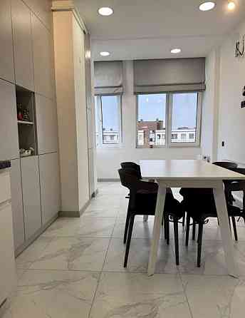 продажа 3-к квартира Киев, Голосеевский, 178000 $ Київ