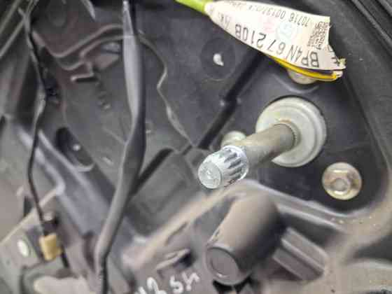 Стеклоподъемник задний левый (ручной) Mazda 3 2003-2009  (Арт. 79722) Київ
