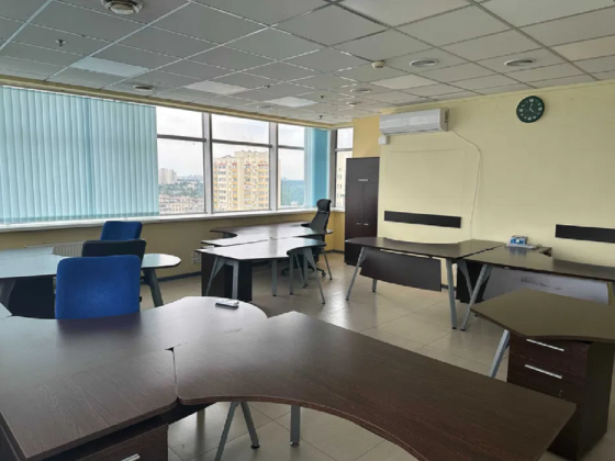 Лівобережна метро,вул Метрополіта Андрія Шептицького 4А, офіс 140м Київ