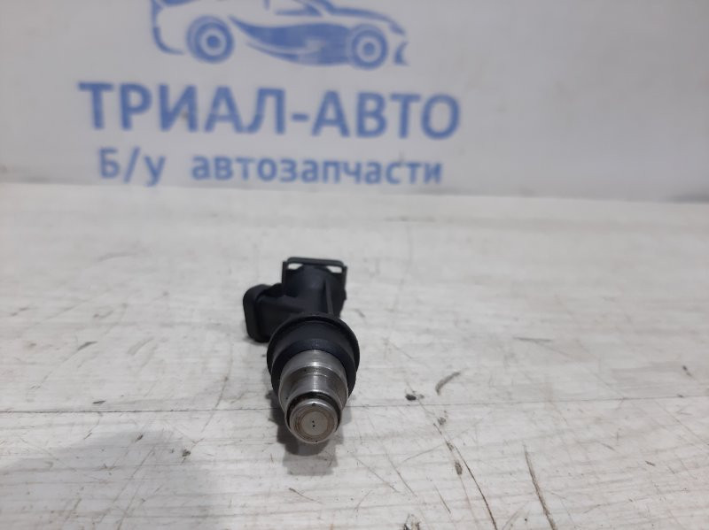 Форсунка топливная Nissan Juke F15 1.6 БЕНЗИН 2010 (б/у) Киев - изображение 2