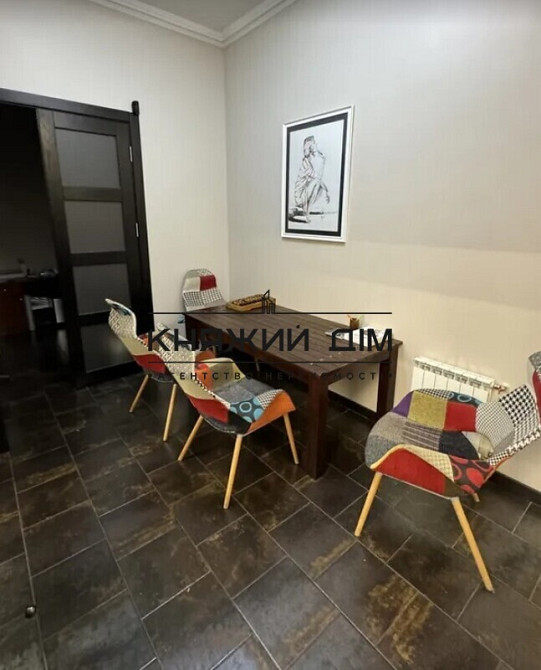 Продаж роздільної 2-х к. квартири на Подолі м. Контракова Площа. №21146493 Київ - зображення 2