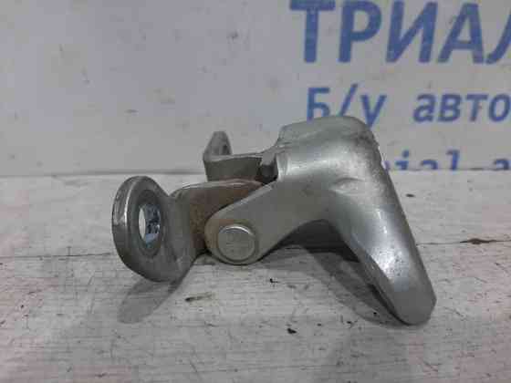 Петля двери задней правой верхняя Toyota Avensis 2002-2010 6875020121 (Арт. 26516) Київ