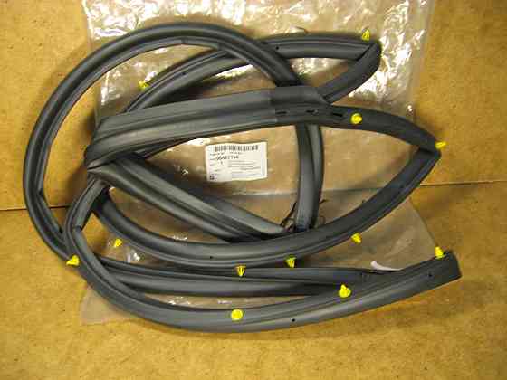 Уплотнитель задней двери Lanos Дніпро