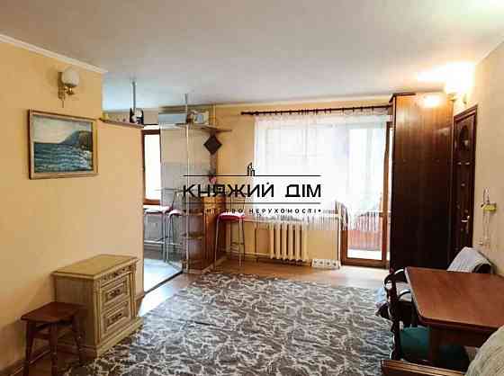 ОРЕНДА 2-х кімнатна квартира метро Деміївська просп Науки 33 код 11200016 Киев