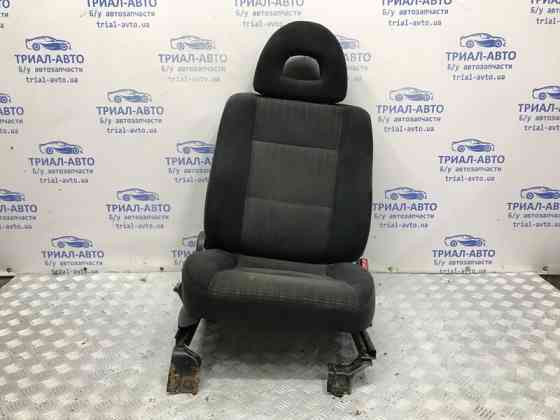 Сиденье переднее правое Mitsubishi Pajero Sport K9 2.5 DIESEL 4D56 1996 (б/у) Киев