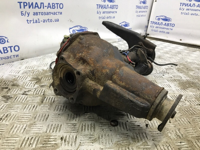 Редуктор передний Mitsubishi Pajero Sport K9 2.5 DIESEL 4D56 1996 (б/у) Київ - зображення 3