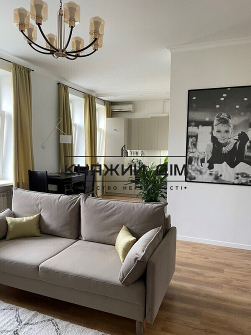 Без комісії! Оренда 2-х к. квартири студіо в центрі Києва м. Площа Українськиї Героїв. № 11196929 Київ - зображення 1