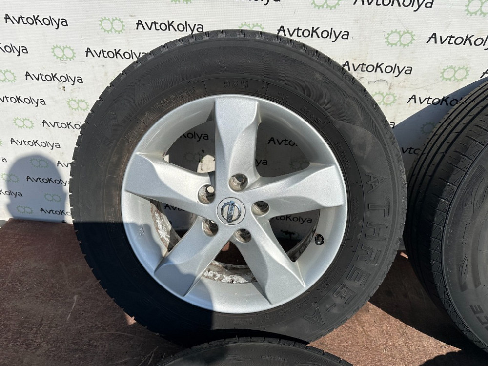 Диск литой с шиной 215/65 R16 Nissan Qashqai 2007-2013 Ковель - изображение 4