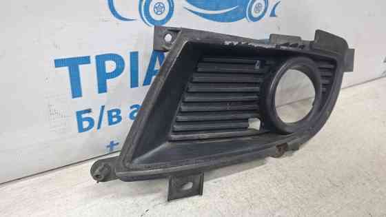 Решетка противотуманки левая Mitsubishi Lancer 9 1.6 БЕНЗИН 4G18 2003 (б/у) Київ