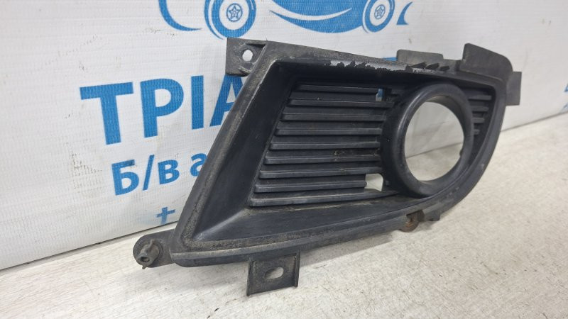 Решетка противотуманки левая Mitsubishi Lancer 9 1.6 БЕНЗИН 4G18 2003 (б/у) Київ - зображення 4