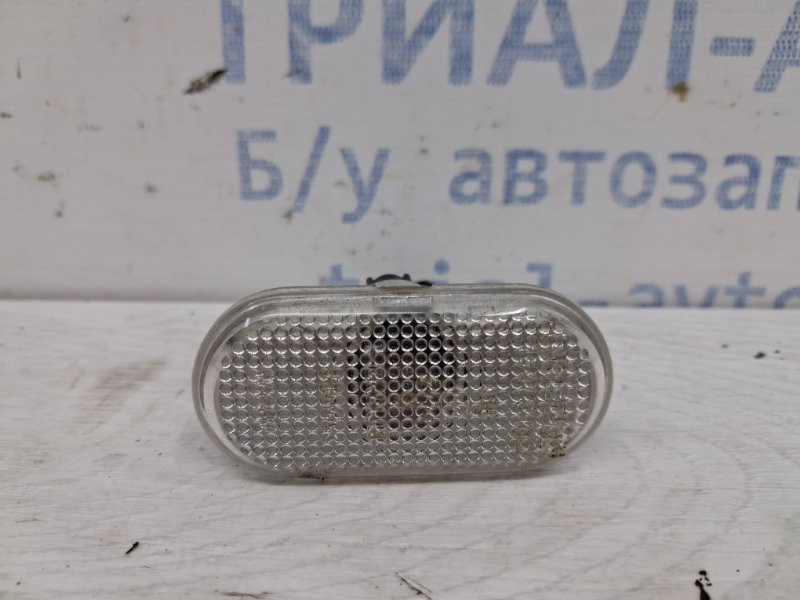 Повторитель поворотника Dacia Duster 2010-2017 8200257684 (Арт. 62869) Київ - зображення 1