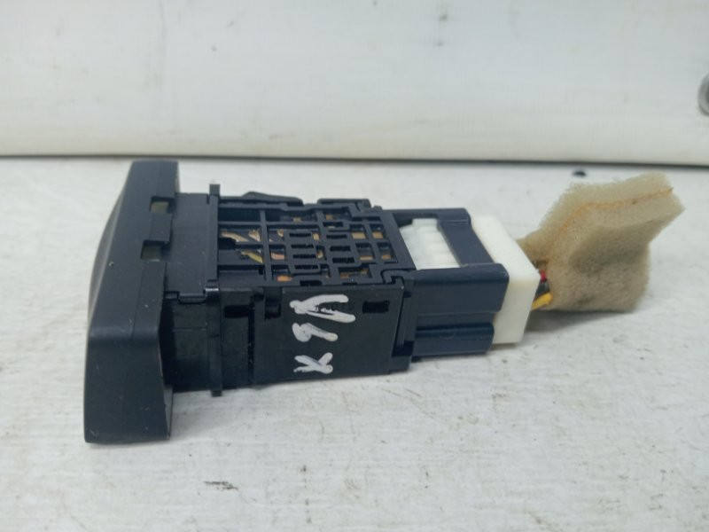 Кнопка аварийки Nissan X-Trail T31 2.0 DIESEL M9R 2007 (б/у) Київ - зображення 2