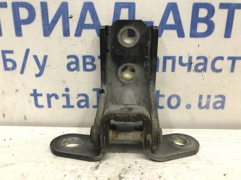 Петля двери передней правой Hyundai Santa fe CM 2.7 БЕНЗИН G6EA 2005 (б/у) Киев - изображение 1