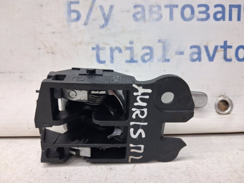 Ручка двери внутренняя левая Toyota Auris E150 1.6 БЕНЗИН 1ZRFAE 2006 (б/у) Київ - зображення 3