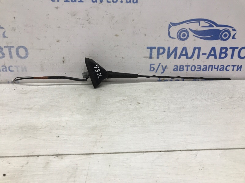 Антенна Nissan X-Trail 2014-2021 282203VU0A (Арт. 55517) Киев - изображение 1