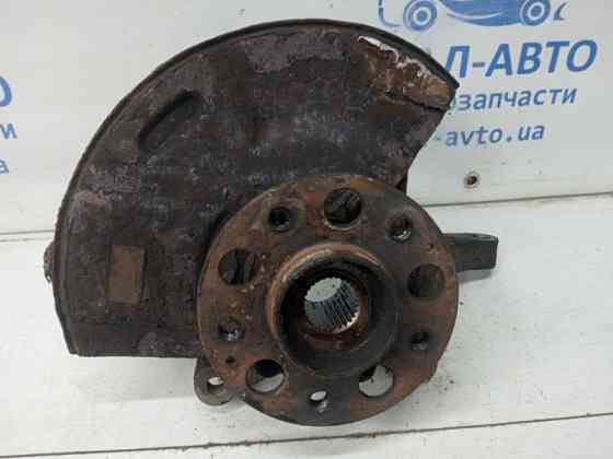 Кулак поворотный правый со ступицей SsangYong Korando C200 2.0 DIESEL D20DT 2010 (б/у) Киев