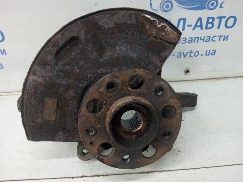 Кулак поворотный правый со ступицей SsangYong Korando C200 2.0 DIESEL D20DT 2010 (б/у) Киев - изображение 1