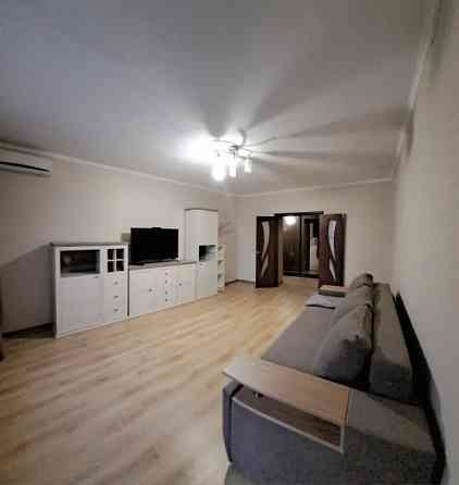 Оренда 3 кім. кв-ри 86м.кв. вул. Алма-Атинська 39а, Київ