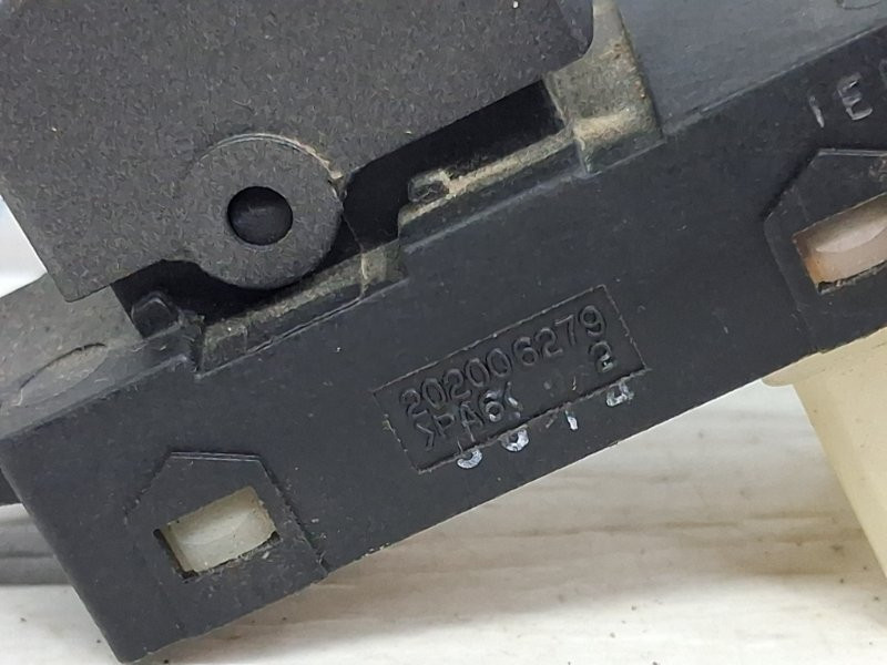 Кнопка стеклоподъемника SsangYong Rexton Y250 2.7 D27DT 2006 (б/у) Київ - зображення 4