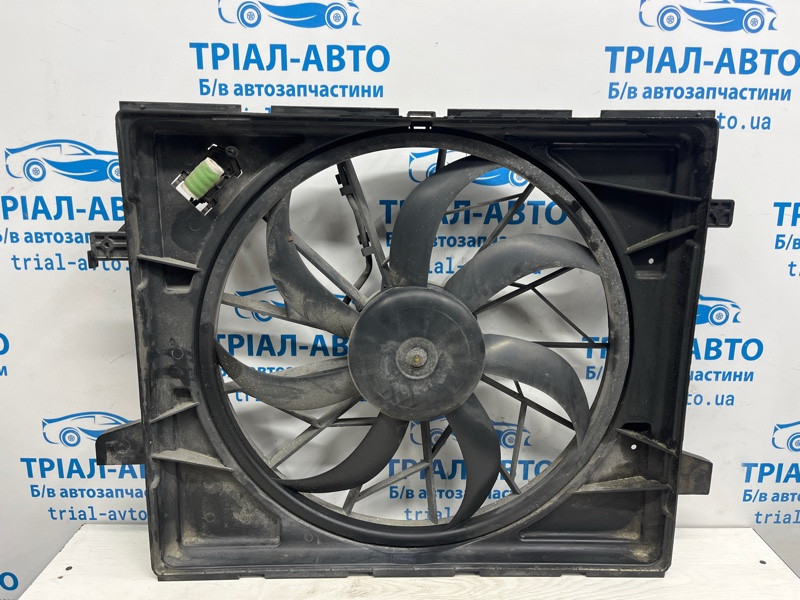 Диффузор с вентилятором радиатора Jeep Grand Cherokee WK2 3.6 БЕНЗИН ERB 2010 (б/у) Киев - изображение 1