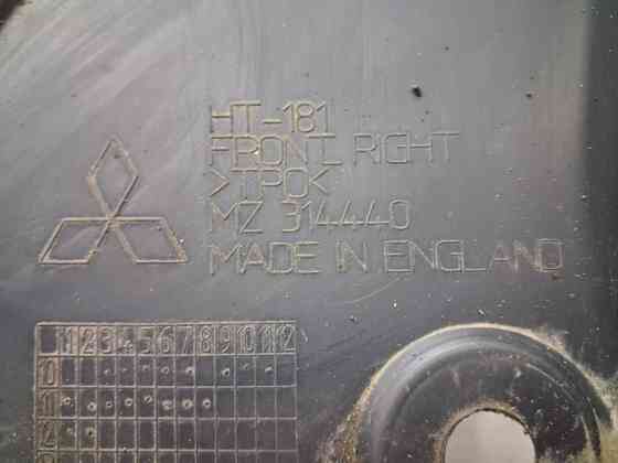 Брызговик передний Mitsubishi ASX GA 1.8 DIESEL 4N13 2010 прав. (б/у) Киев