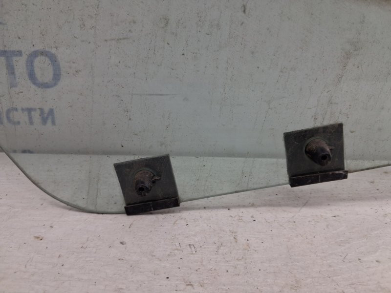 Стекло двери переднее правое Dacia Duster HS 1.5 DIESEL K9K 2010 (б/у) Київ - зображення 2