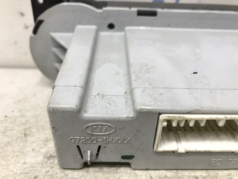 Блок управления климат-контролем Kia Ceed 2006-2012 972501H602 (Арт. 32048) Киев - изображение 3