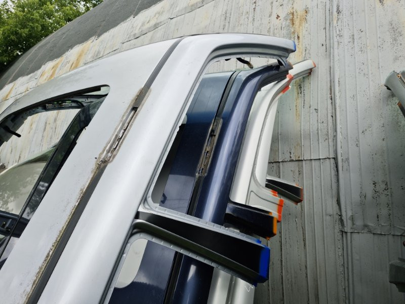 Крыша Mitsubishi Pajero Wagon 3 3.2 ДИЗЕЛЬ 4M41 1999 (б/у) Киев - изображение 4