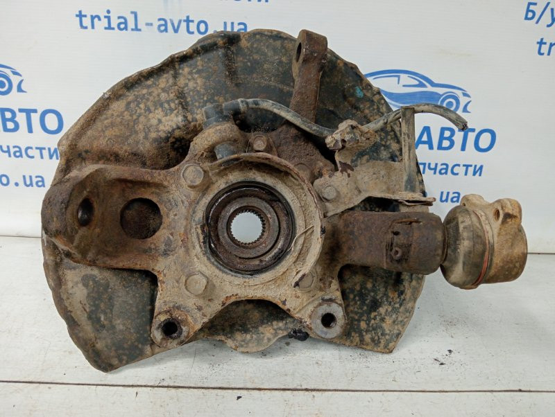 Кулак поворотный правый со ступицей Mitsubishi Pajero Wagon 4 3.2 ДИЗЕЛЬ 4M41 2006 (б/у) Киев - изображение 2
