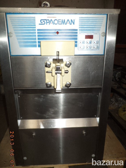 Фризер для приготовления мягкого мороженного Київ - зображення 1