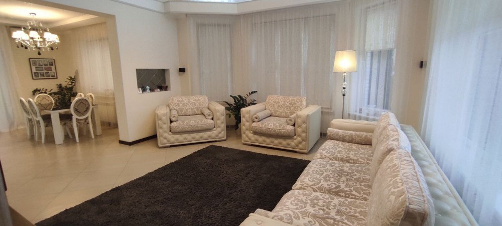 От хозяина. Шикарный дом 2012 г. Вышгород. 255 м2. 20 соток. С выходом на озеро Вышгород - изображение 5