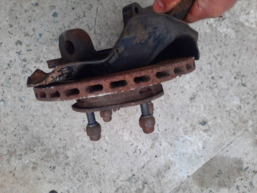 MB518707 Поворотный кулак правый Mitsubishi Lancer IV Разборка Дніпро - зображення 2