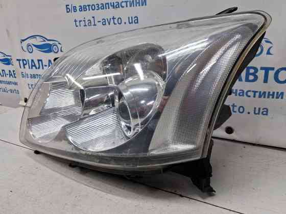 Фара левая галоген Toyota Avensis T25 2.2 DIESEL 2ADFTV 2002 (б/у) Київ