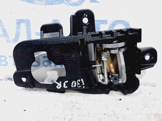 Ручка двери внутренняя правая Hyundai I30 GD 1.6 DIESEL D4FB 2011 (б/у) Київ