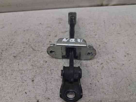 Ограничитель двери задний левый Nissan Qashqai 2006-2013 82430JD000 (Арт. 82835) Киев