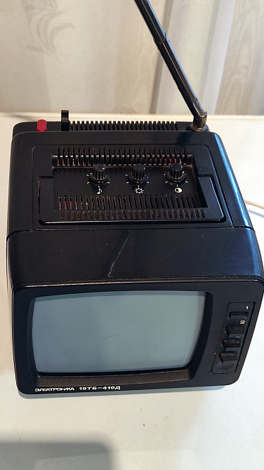 Телевізор Электроника 16ТБ-410Д(чорно-білий)CCCР Самбір - зображення 5