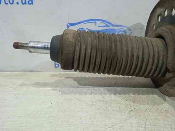 Амортизатор передний правый Nissan Juke F15 1.6 БЕНЗИН 2010 (б/у) Київ