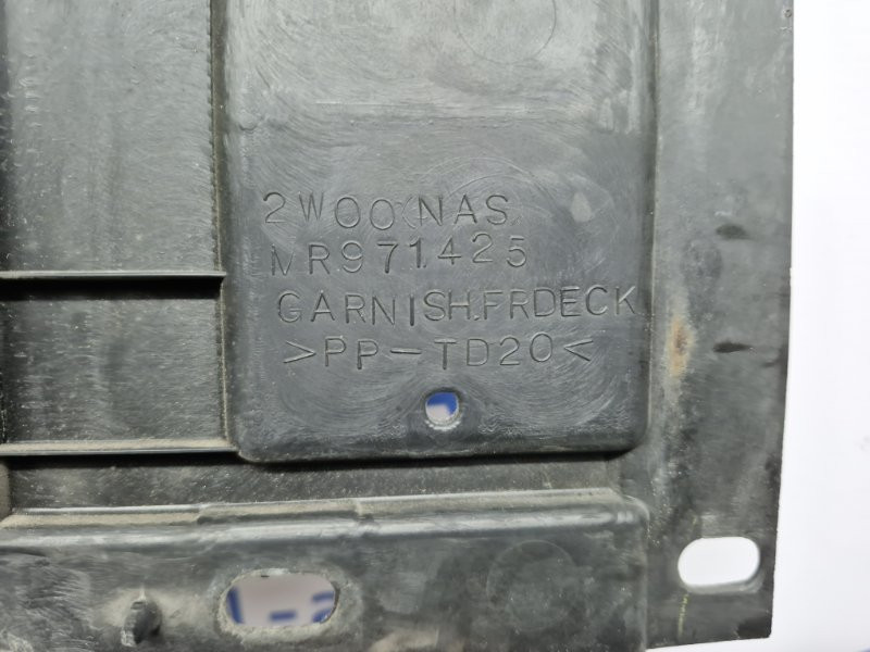 Дефлектор дворников Mitsubishi Outlander 2003-2006 MR971425 (Арт. 50496) Киев - изображение 7