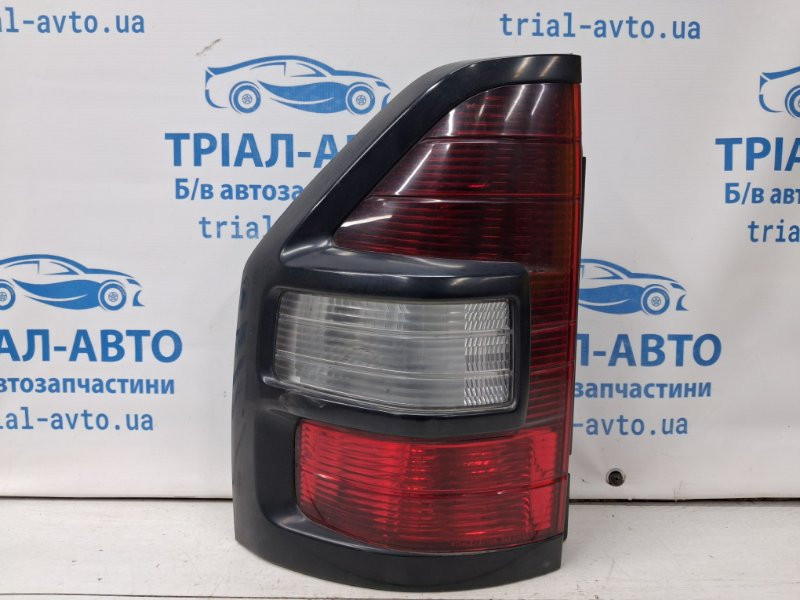 Фонарь задний внешний левый Mitsubishi Pajero Wagon 3 3.2 ДИЗЕЛЬ 4M41 1999 (б/у) Київ - зображення 1