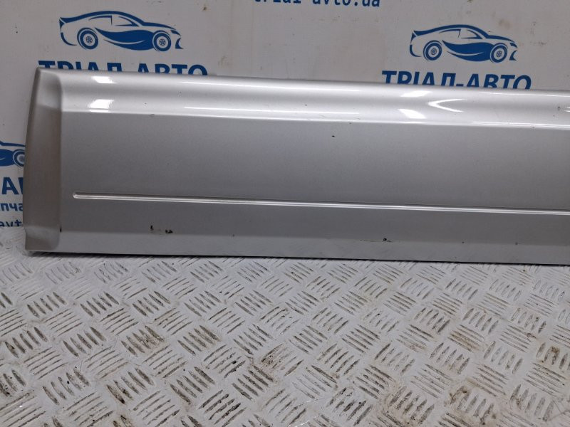 Накладка двери Kia Sorento BL 2.5 DIESEL D4CB 2002 перед. прав. (б/у) Киев - изображение 2