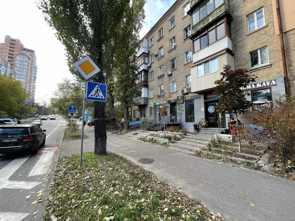 долгосрочная аренда торговые площади Киев, Печерский, 1800 $/мес. Київ - зображення 3