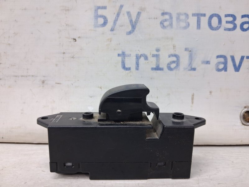 Кнопка стеклоподъемника Mitsubishi Pajero Wagon 4 3.2 ДИЗЕЛЬ 4M41 2006 (б/у) Киев - изображение 1