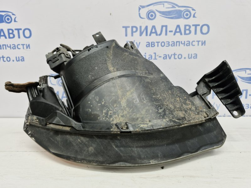 Фара левая галоген Mitsubishi L200 KB 2.5 ДИЗЕЛЬ 4D56U 2006 (б/у) Київ - зображення 9