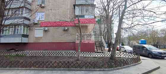 Продам магазин 64 кв. м, 1/9, ж/м «Тополь-3» Дніпро
