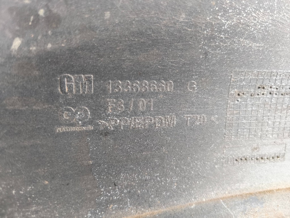 Бампер передний Opel Astra J 2013-2015 (13368660) Ковель - зображення 7